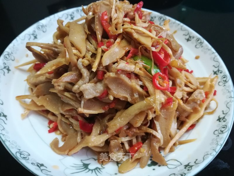 Fried Pork with Bamboo Shoots recipe