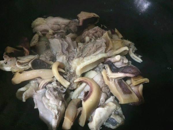 Squid and Duck in Clay Pot recipe
