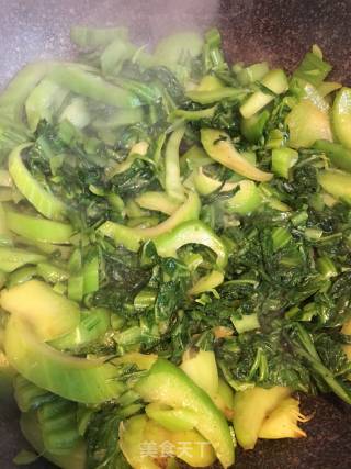 Stir-fried Mustard Greens recipe