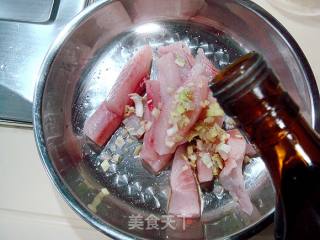 Traditional Hunan Cuisine "spicy and Spicy Fish Sticks with Malen" recipe