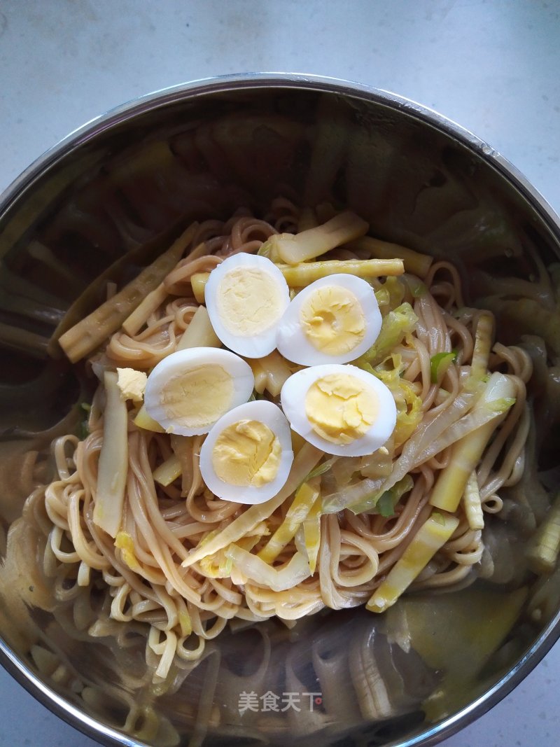 Nutritious Oil Splashed Noodles recipe