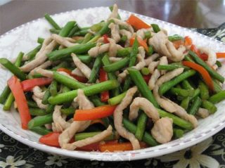 Stir-fried Shredded Pork with Garlic Moss recipe