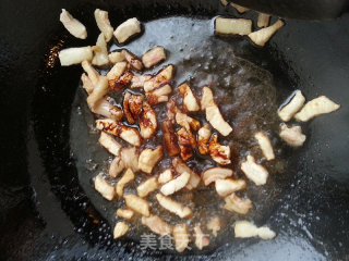 Stir-fried Tofu with Pork Belly and Red Pepper recipe