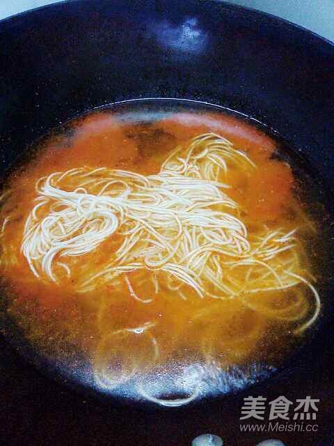 Noodles in Red Sour Soup recipe