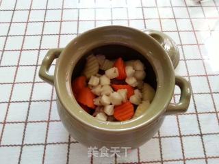 Apple Carrot Horseshoe Fan Bone Soup recipe