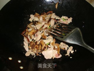 【abalone Sauce and Mushroom Tofu Pot】 recipe