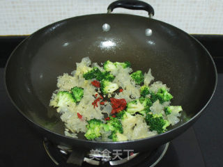 White Ear Broccoli recipe