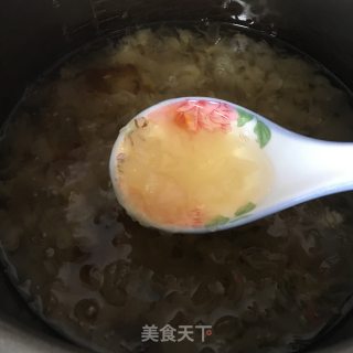 Peach Gum White Fungus Soup recipe