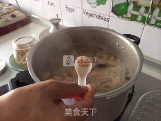 Flavored Radish Stewed Big Bone recipe