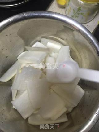 Lao Vinegar and Spicy Radish recipe