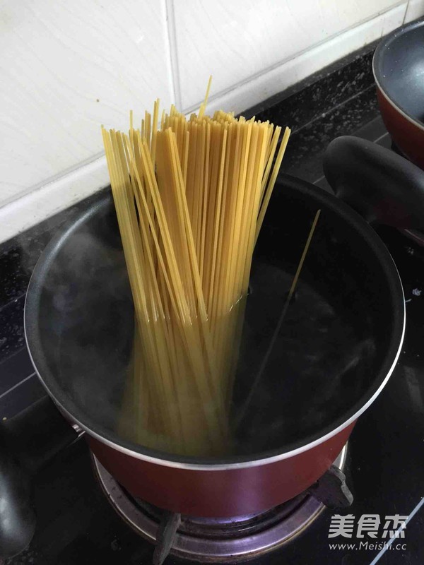 Fried Spaghetti recipe