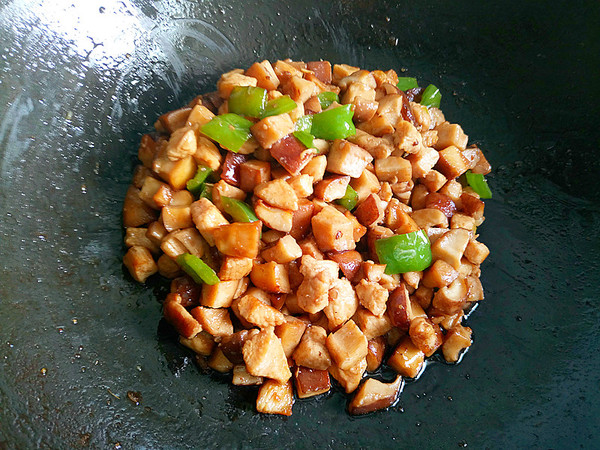 Diced Chicken with Mushrooms recipe