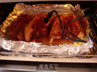 Barbecued Pork with Honey Sauce recipe