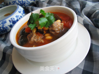 Beef Brisket Soup with Tomato Sauce and Soy Beans recipe