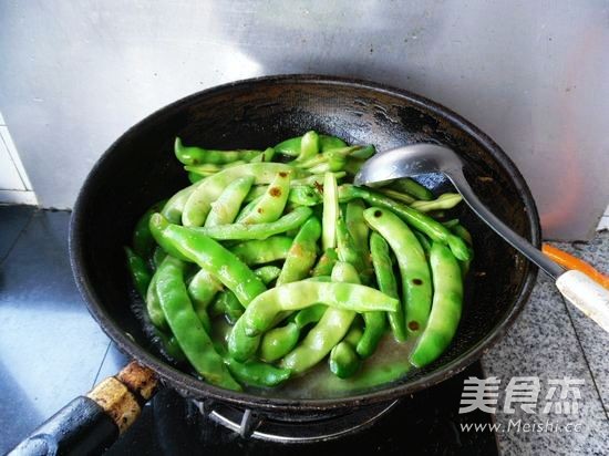 Braised Beans with Farmhouse Sauce recipe