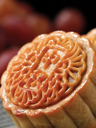 Must-have for Mid-autumn Festival, Cantonese-style Moon Cakes