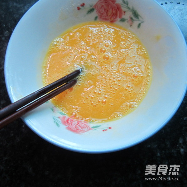 Sesame Oil Egg Noodles recipe