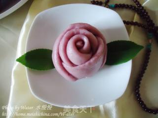 Purple Sweet Potato and Rose Bun recipe