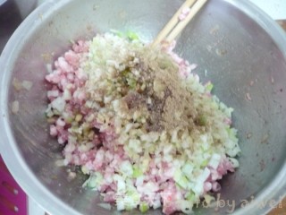 Thai Sauce Lotus Root Box recipe