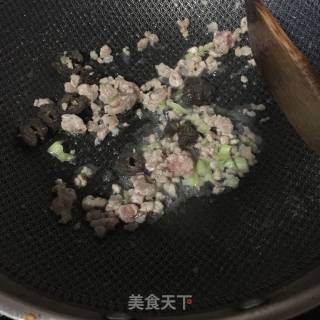 Lettuce Congee with Minced Meat and Sea Cucumber recipe