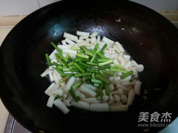 Seafood Green Vegetable Egg Sauce recipe