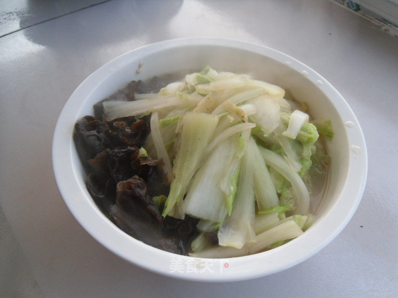 Cabbage Stewed Black Fungus recipe