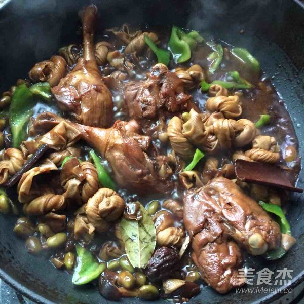 Roasted Duck Legs with Tofu and Edamame recipe