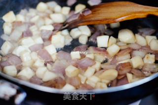 [shanghai] Beef Cubes with Black Pepper and Pleurotus recipe