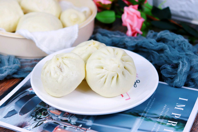 Pork and Green Onion Buns recipe