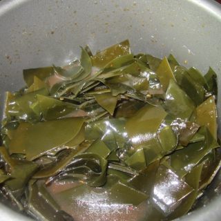 Braised Kelp in Broth recipe