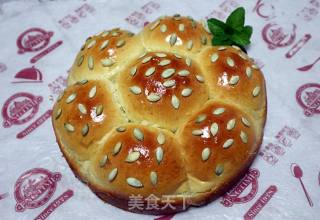 #四session Baking Contest and is Love to Eat Festival#melon Seed Kernel Oil-free Bread recipe