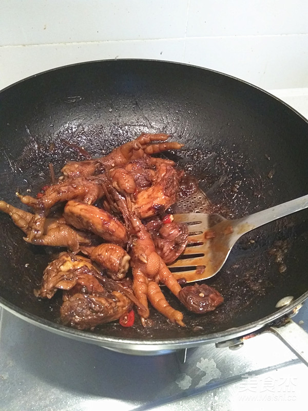 Sauce Chicken Feet and Chicken Neck recipe