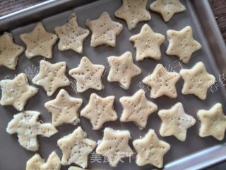 Crispy Biscuits with Millet Noodles recipe