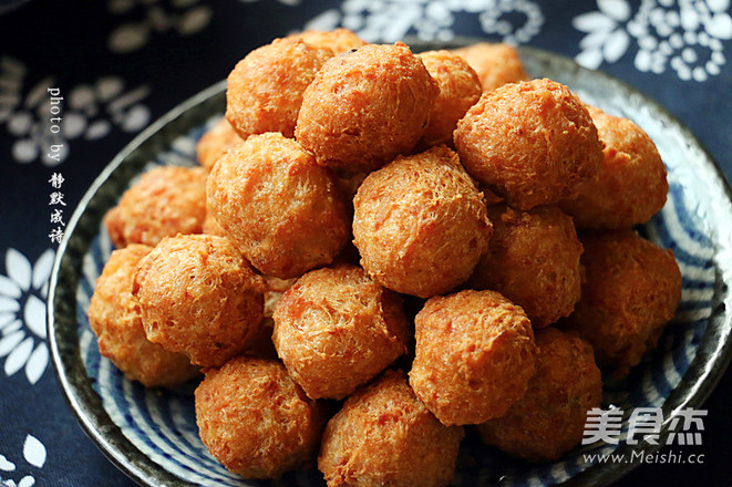 Crispy Outside and Tender Inside Fried Meatballs recipe