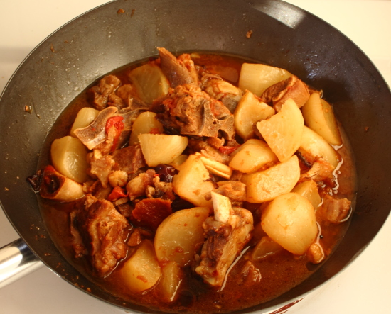 Stewed Radish with Red Dates and Lamb recipe