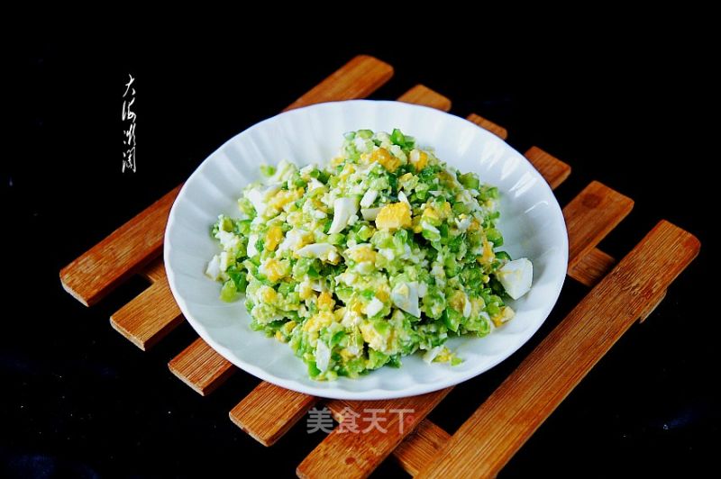 Salted Duck Eggs with Green Peppers recipe