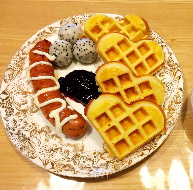 Breakfast: Waffle Sausage Fruit Combination recipe