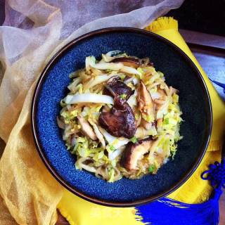 Stir-fried Vermicelli with Cabbage and Mushroom recipe