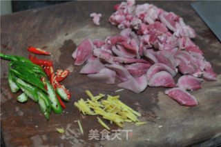 【hunan】spicy and Spicy Pork Tongue recipe