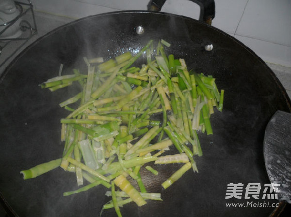 Stir-fried Shredded Pork with Bamboo Shoots recipe