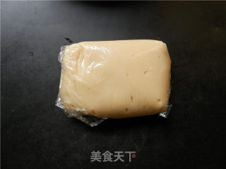 Cantonese Black Sesame Mooncake recipe