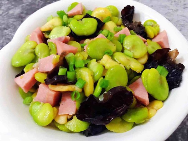 Fried Ham with Broad Beans recipe