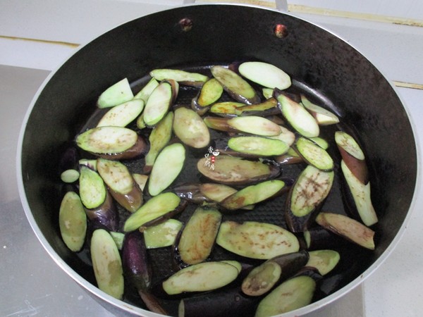 Stir-fried Cowpea with Eggplant and Tomato recipe