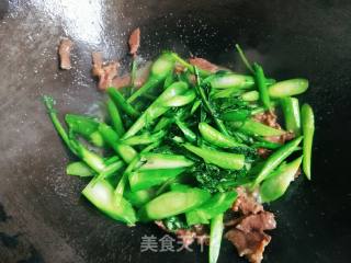 Beef Stir-fried Kale recipe