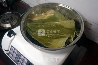 Lotus Glutinous Rice Chicken recipe
