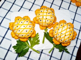 Sunflower Bean Paste Buns recipe