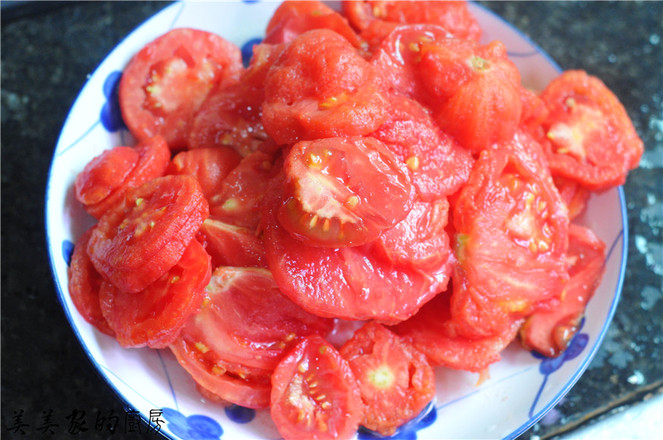 Scrambled Eggs with Tomatoes recipe