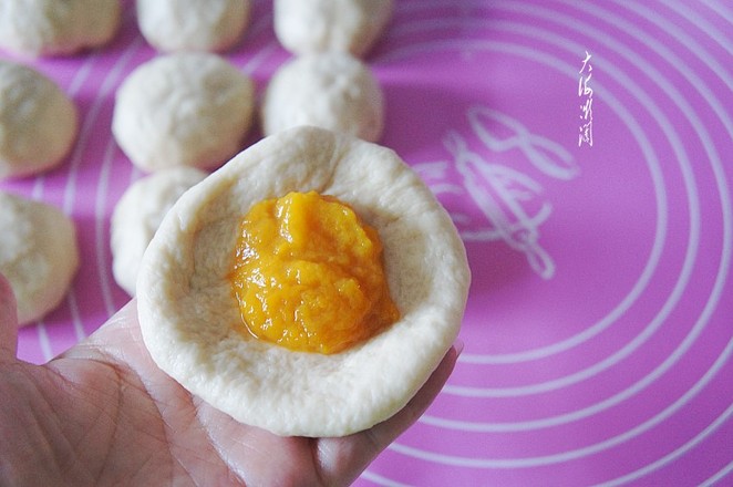 Mango Stuffed Milk Buns recipe