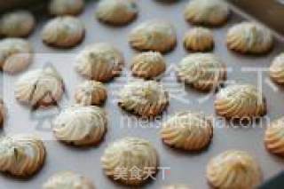 Savoury Biscuits are Also Delicious: Chive Cookies recipe