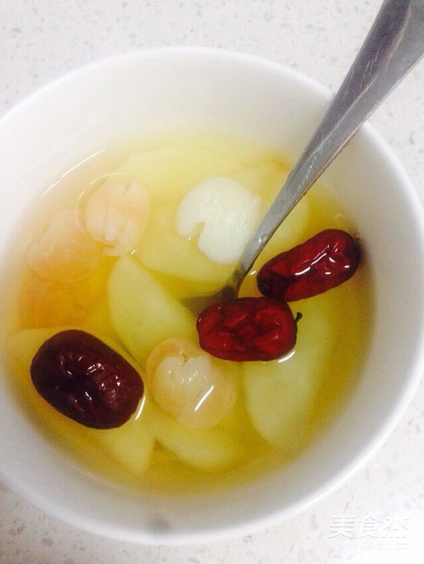 Sweet Soup with Apples, Longan and Red Dates recipe